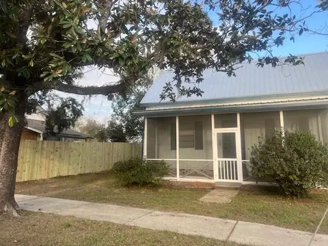 523 SW Horry Ave, Madison, FL 32340