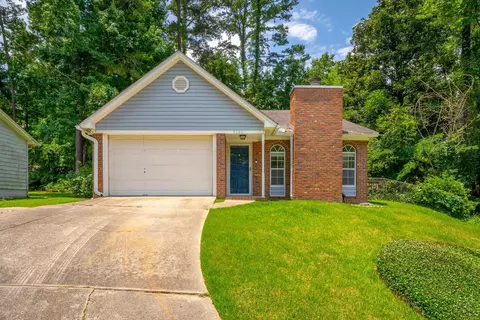 3280 E Whitney Dr, Tallahassee, FL 32309