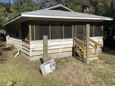 75 Short Ln, Quincy, FL 32351