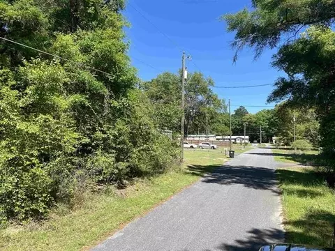 1443 Craft Dr, Tallahassee, FL 32305