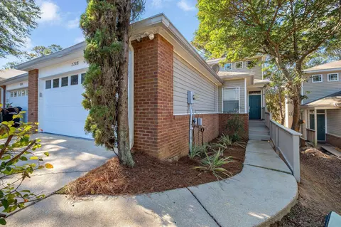 2208 Delta Ln, Tallahassee, FL 32303