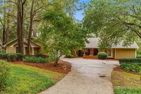 8039 Tennyson Dr, Tallahassee, FL 32309