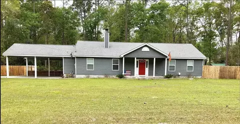 313 Plantation Rd, Perry, FL 32348