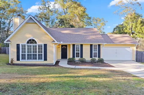 3228 Beaumont Dr, Tallahassee, FL 32309