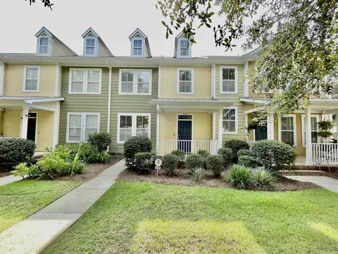 4268 Four Oaks Blvd, Tallahassee, FL 32311