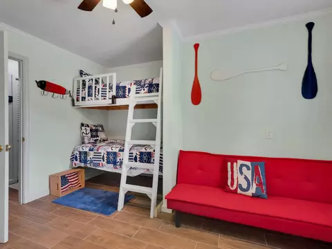 Bedroom - 1200 NE Hwy 51, Steinhatchee, FL 32359 photo 9 of 9
