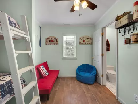 Bedroom - 1200 NE Hwy 51, Steinhatchee, FL 32359 photo 7 of 9