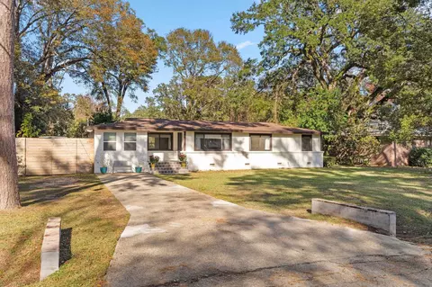 248 Meridianna Dr, Tallahassee, FL 32312