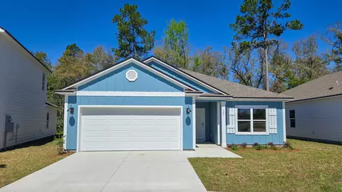 149 Needle Thrush Cir, Crawfordville, FL 32327