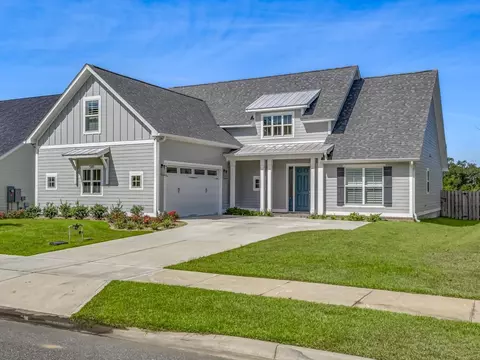 549 Knotted Pine Dr, Tallahassee, FL 32312