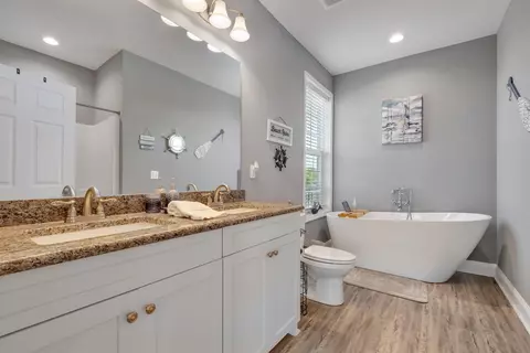 Bath - 13 Cobia St, Alligator Point, FL 32346 photo 1 of 5