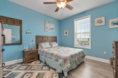 Bedroom - 13 Cobia St, Alligator Point, FL 32346 photo 7 of 7