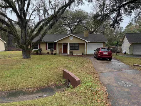 3194 S Fulmer Cir, Tallahassee, FL 32303