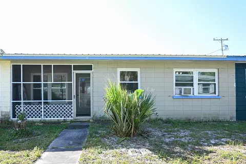 44 2 Carlton Ave # B, Lanark Village, FL 32323