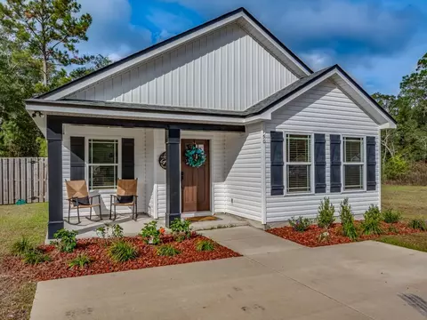 150 John Mills Cir, Sopchoppy, FL 32358