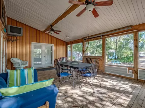 Exterior - 602 NW 3rd St, Carrabelle, FL 32322 photo 3 of 5