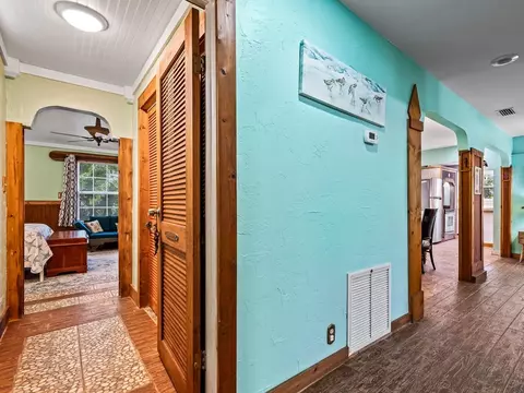 Entry Way - 602 NW 3rd St, Carrabelle, FL 32322 photo 2 of 2
