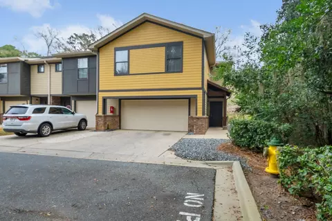 2322 Timber Oaks Ln #BLDG 3, Tallahassee, FL 32304