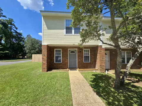 2502 Prest Ct, Tallahassee, FL 32301
