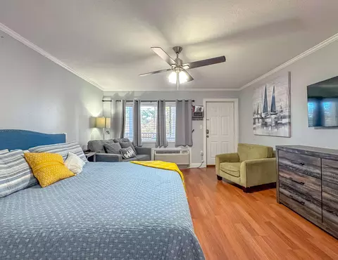 405 Dunwoody St #9, Tallahassee, FL 32304