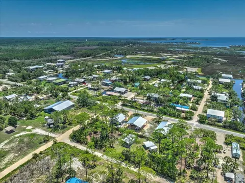 301 Kingfisher Rd, Perry, FL 32348 photo 6