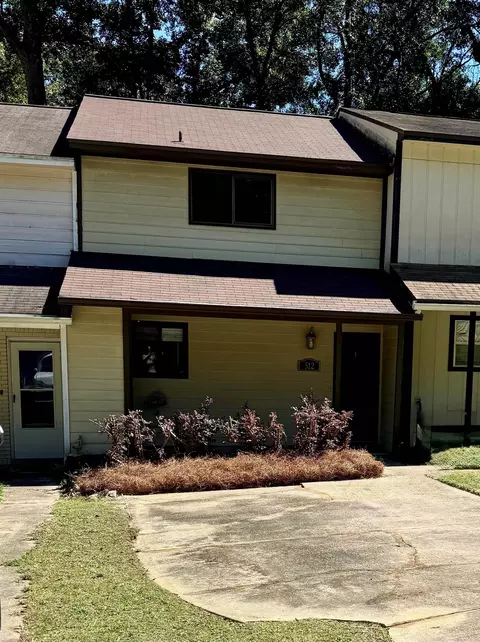512 Teal Ln, Tallahassee, FL 32308