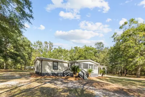 205 Longleaf Dr, Crawfordville, FL 32327