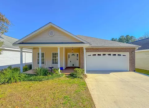 213 NE 5th St, Havana, FL 32333