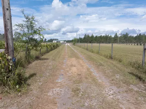 535 SE Baldwin Dr, Lee, FL 32059 photo 35
