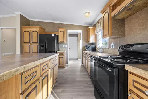 535 SE Baldwin Dr, Lee, FL 32059 photo 6