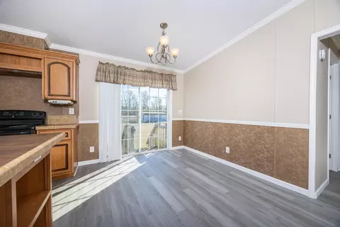 535 SE Baldwin Dr, Lee, FL 32059 photo 9