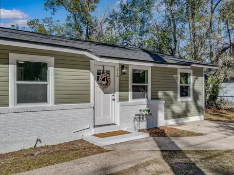 516 Castlewood Dr, Tallahassee, FL 32301