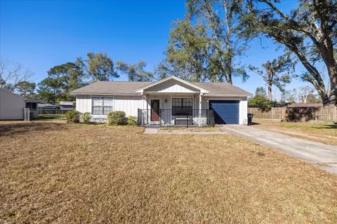8808 N Pembroke Ct, Tallahassee, FL 32311