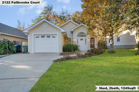 2122 Fallbrooke Ct, Tallahassee, FL 32308