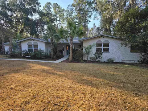 2421 Limerick Dr, Tallahassee, FL 32309