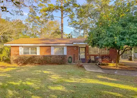 2221 Jim Lee Rd, Tallahassee, FL 32301