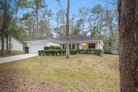 1739 Folkstone Rd, Tallahassee, FL 32312