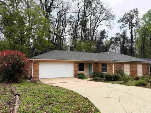 321 Stonehouse Rd, Tallahassee, FL 32301