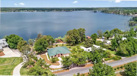 333 Compass Lake Dr, Alford, FL 32420