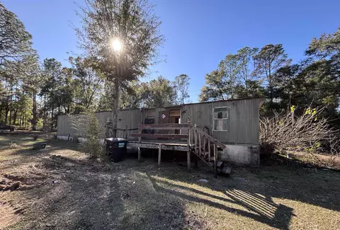 2055 Seasons Ln, Tallahassee, FL 32305