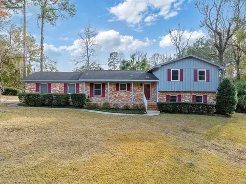 1906 Nanticoke Cir, Tallahassee, FL 32303