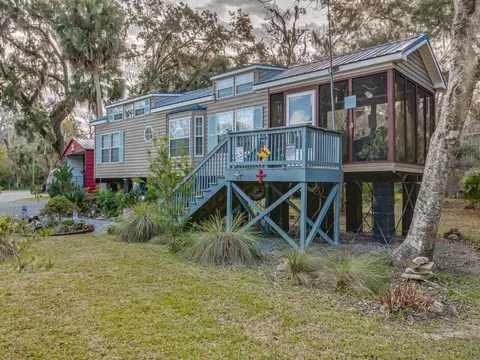 31 Whaley St, Saint Marks, FL 32355 photo 3