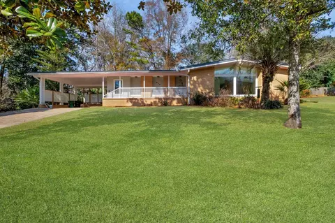 410 El Destinado Dr, Tallahassee, FL 32312