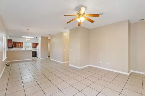 Living - 370 Brown Rd, Lamont, FL 32336 photo 5 of 6