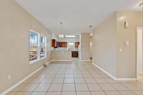 Living - 370 Brown Rd, Lamont, FL 32336 photo 3 of 6