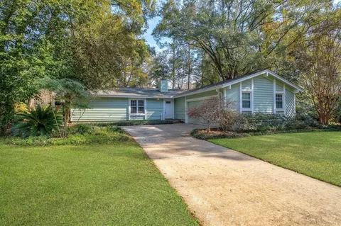 3423 Thresher Dr, Tallahassee, FL 32312