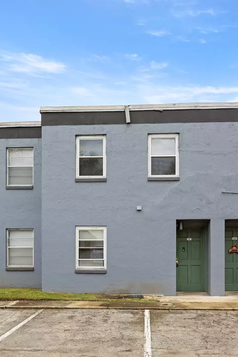2325 W Pensacola St #131, Tallahassee, FL 32304