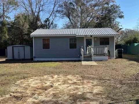 13943 Main St, Gretna, FL 32332