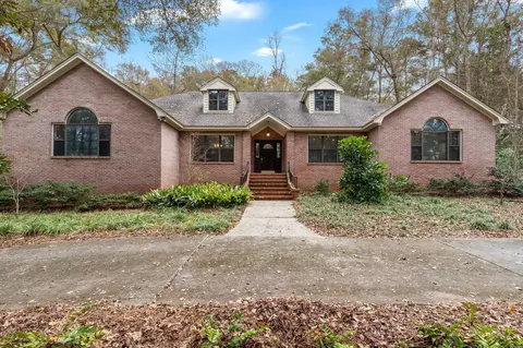 3825 Bobbin Brook Cir, Tallahassee, FL 32312