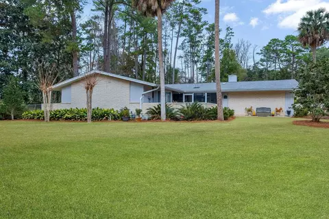 2210 Limerick Dr, Tallahassee, FL 32309